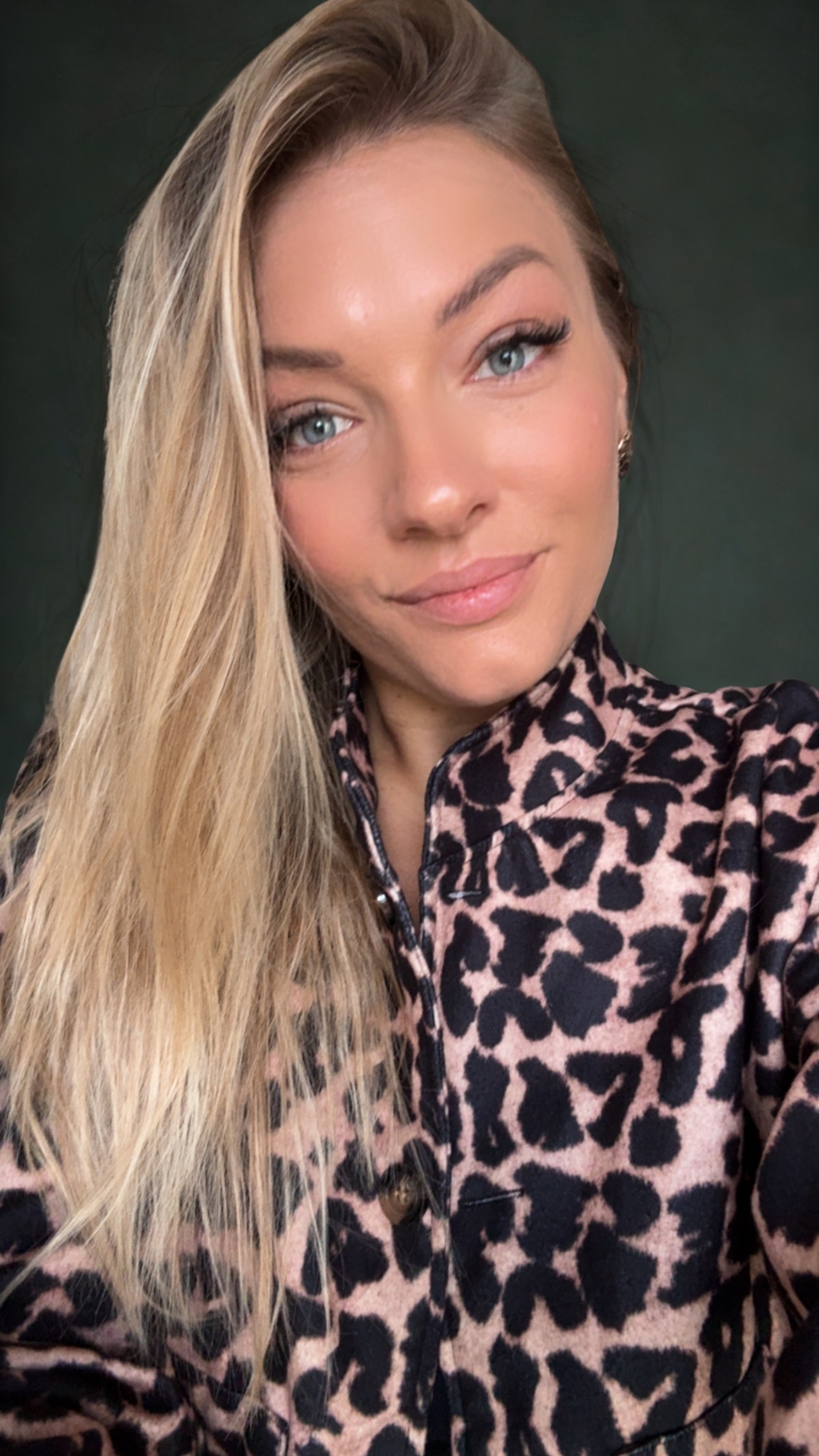 f39683ff-b6f3-4daf-802f-9bc86c9f19b3